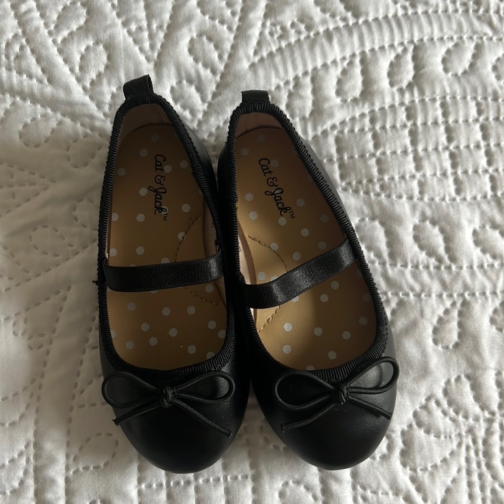 Ballet flats